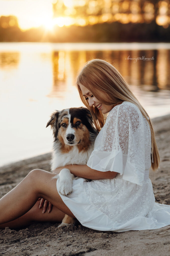 Hund kuschelt, Hundeschule, Chemnitz, Sachsen, Hundetraining, Hundetrainer, FuRelation, Hundeschule Chemnitz, Fabienne Winkler, Hundetrainer, Hundetrainerin Chemnitz, Hundetraining Fabienne Winkler, FuRelation Rezensionen, Hundeschule FuRelation